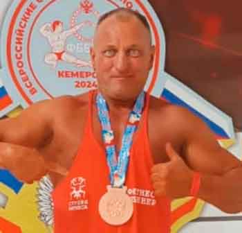 Sergey Gorovoy uspeshno vystupil na Vserossiyskih sorevnovaniyah po bodibildingu